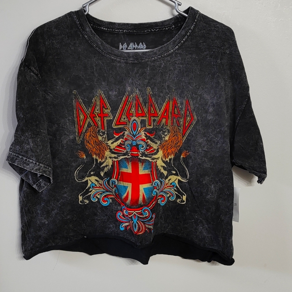 Forever 21 Def Leppard Crop top